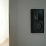 Sådan vælger og monterer du nye stikkontakter med hjælp fra en elektriker